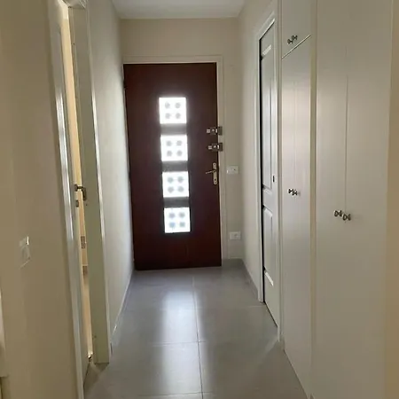 Lägenhet Tres Elegant Appartament